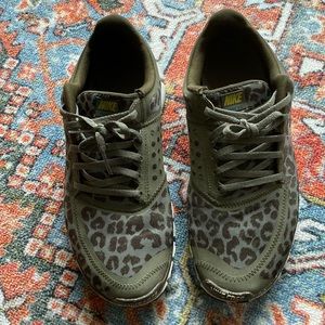 Women’s Nike free 5.0 size 8.5